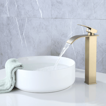 Grifo Lavabo Oro Cepillado Caño Alto Cascada – FONTEA ALTUS AURI GRIFERS