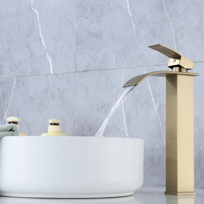 Grifo Lavabo Oro Cepillado Caño Alto Cascada – FONTEA ALTUS AURI GRIFERS